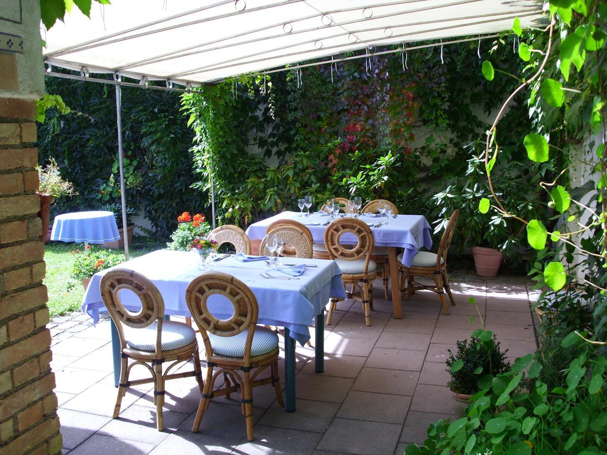 Landhotel Gut Greifhof Heiligenborn Εξωτερικό φωτογραφία